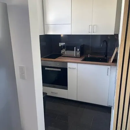 In Niehl Am Rhein Apartment *